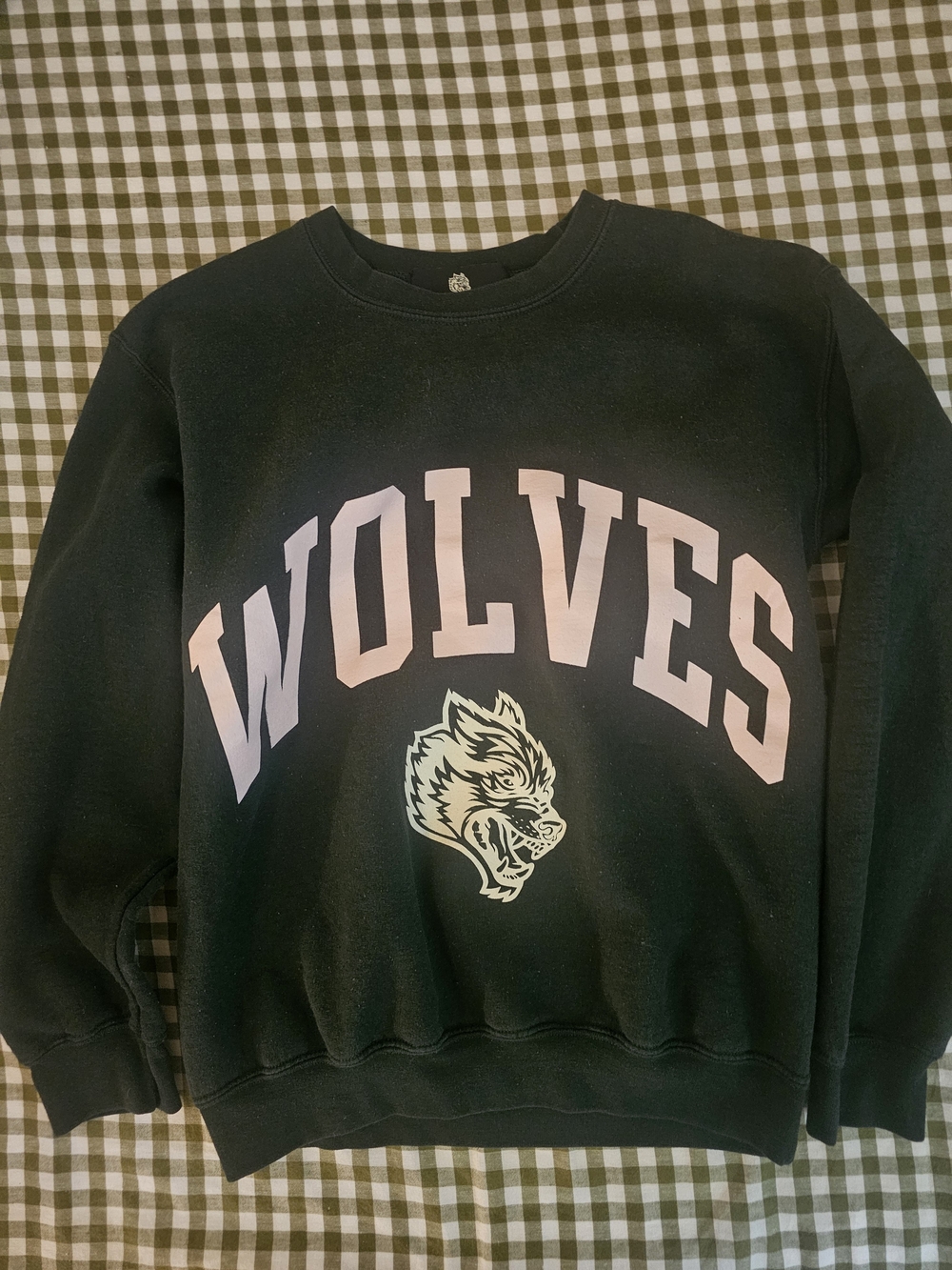 Darc Sport Wolves Crewneck Sweatshirt - Black & Pink
